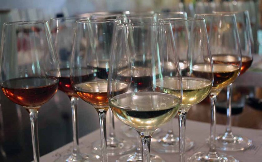 12 verschiedene Sherry habe ich verkostet - von grün bis dunkelbraun.