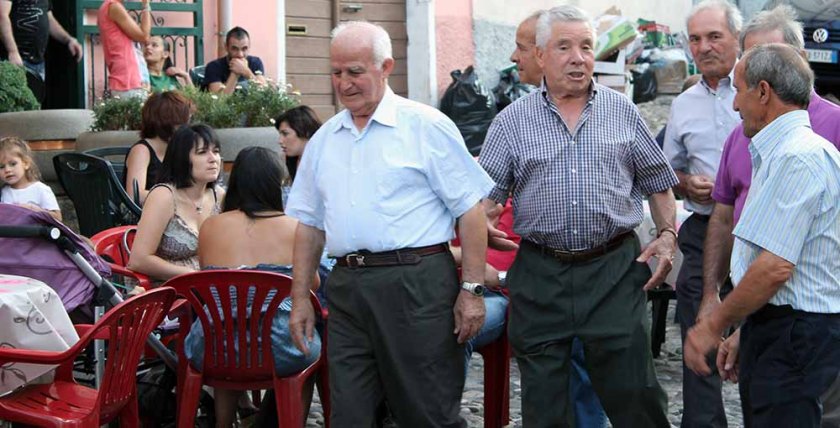 Passeggiata in Oliena