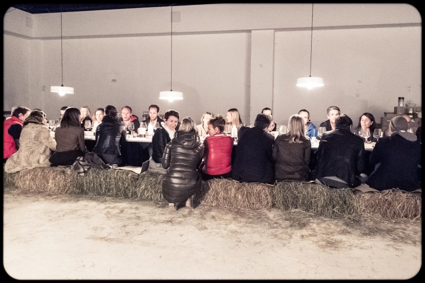 eine schöne große Tafel