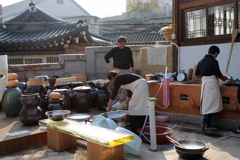 im Hof vom Bukchon Heritage Studio