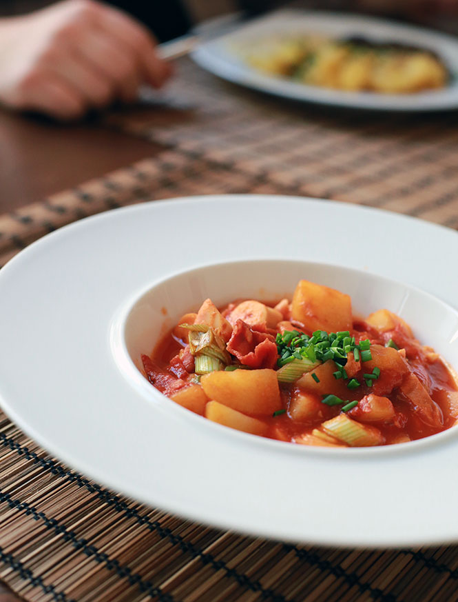 Oktopus-Erdäpfelgulasch 