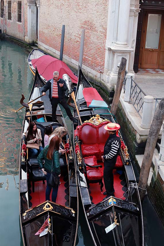 Slow Motion! Fiaker auf venezianisch